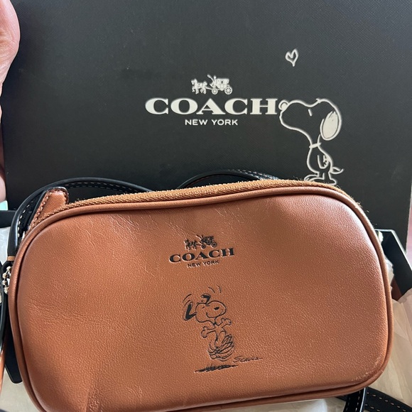 Coach Tan Leather Belt Bag with Snoopy Design - Picture 1 of 2